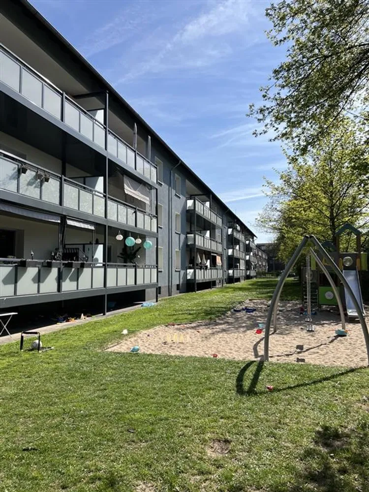 3 Zimmer Wohnung mit 80 m² in Duisburg – Bild 1