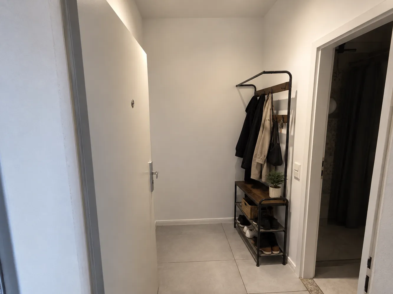 3 Zimmer Wohnung mit 90 m² in Düsseldorf – Bild 1