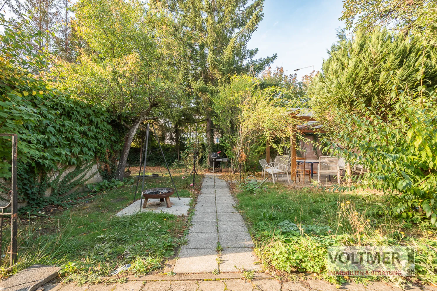 4 Zimmer Wohnung mit 92 m² in Homburg – Bild 2
