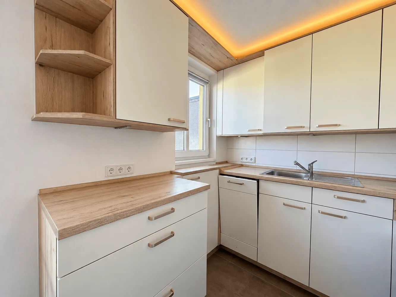 3 room apartment with 82 m² in Chemnitz – Photo 8