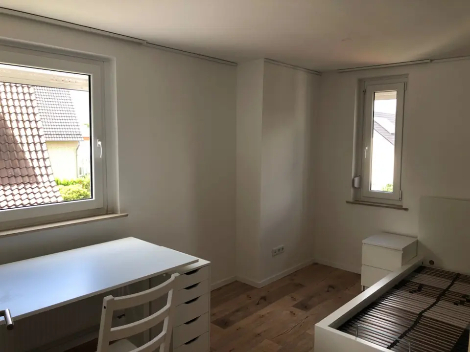 9 Zimmer Wohnung mit 156 m² in Bielefeld – Bild 3