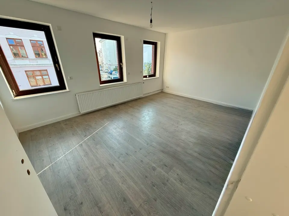 4 Zimmer Wohnung mit 114 m² in Lübeck – Bild 2