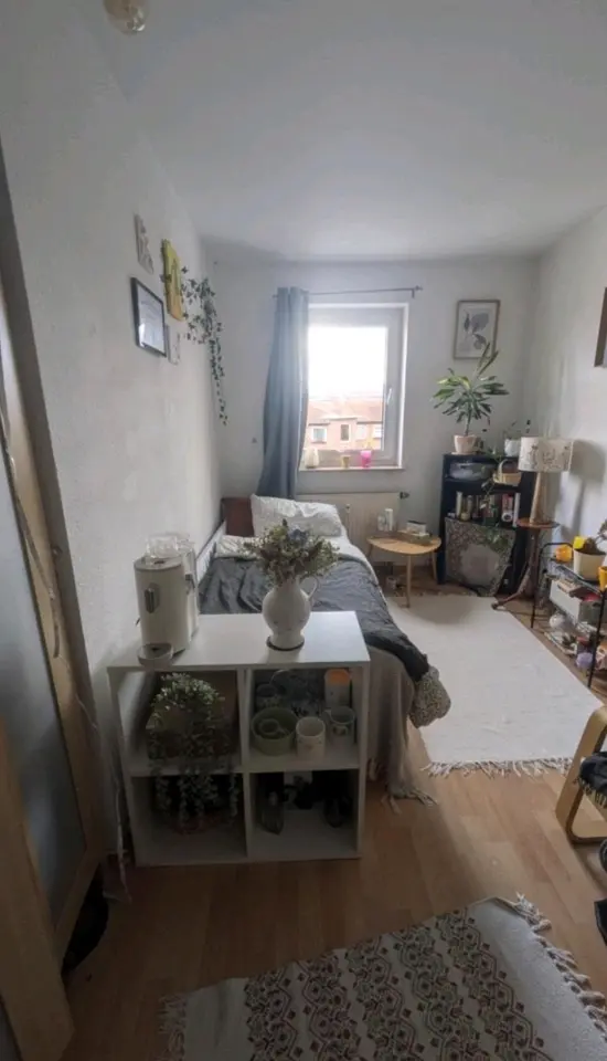 WG-Zimmer mit 11 m² in Jena – Bild 2