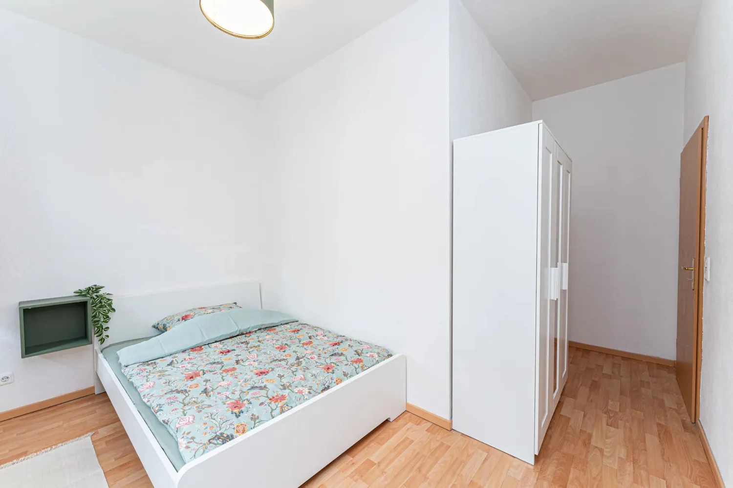 Shared room with 12 m² in Berlin – Photo 9