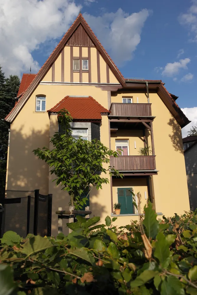 4 Zimmer Wohnung mit 122 m² in Dresden – Bild 1