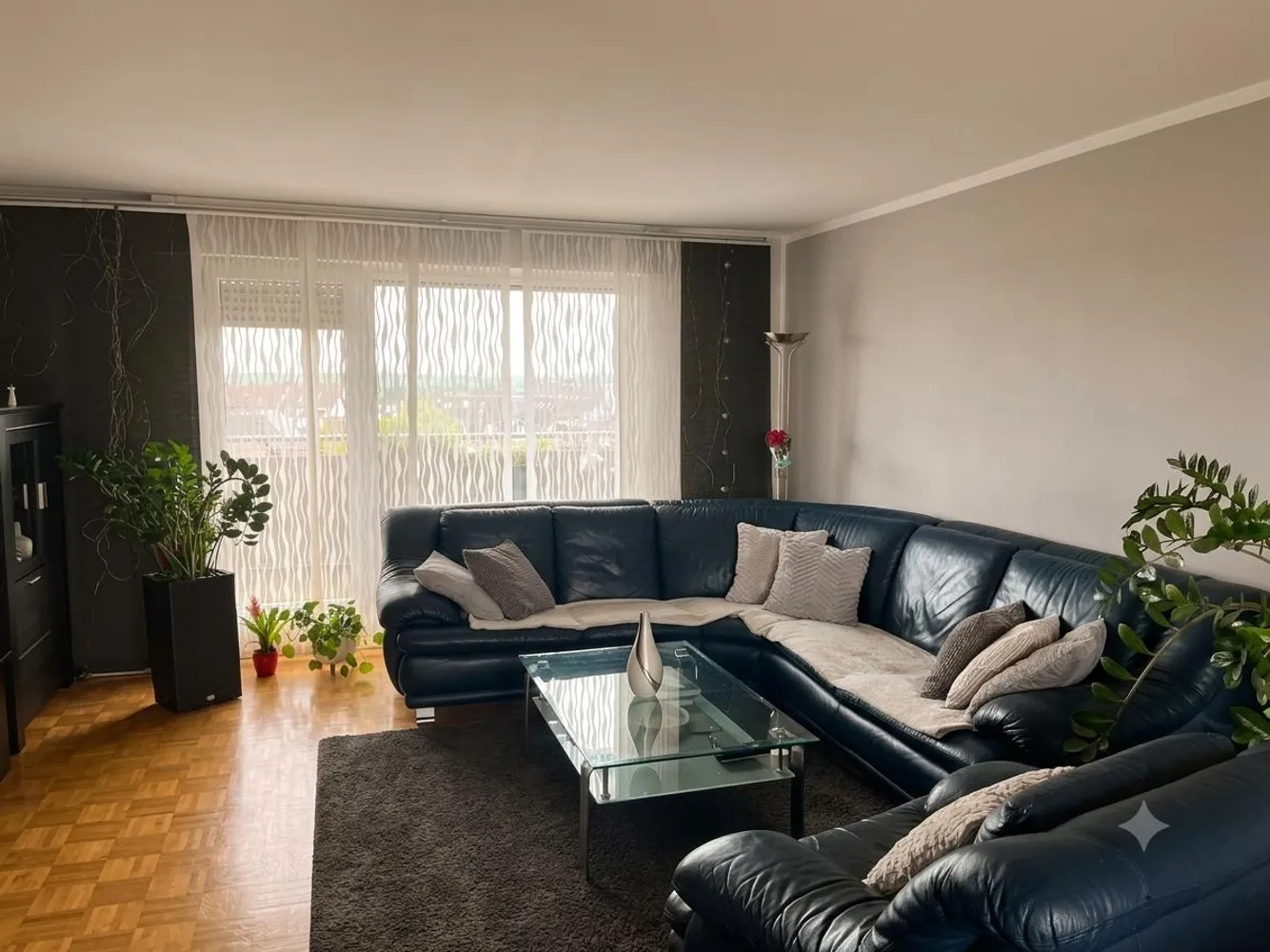 4 Zimmer Wohnung mit 125 m² in Köln – Bild 4