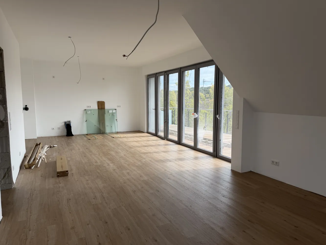 5 Zimmer Wohnung mit 127 m² in Leverkusen – Bild 2