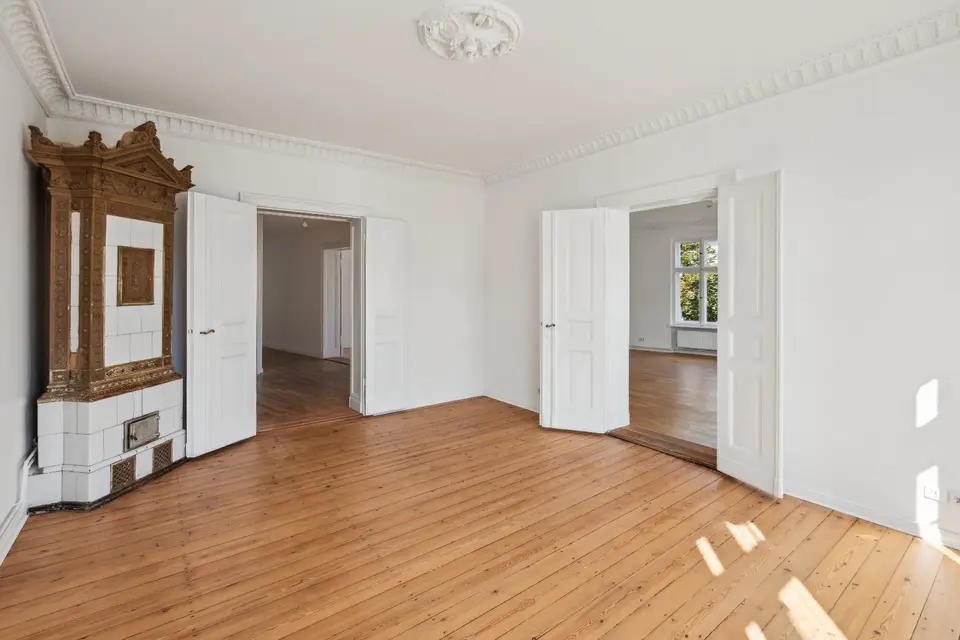 4 Zimmer Wohnung mit 188 m² in Berlin – Bild 1