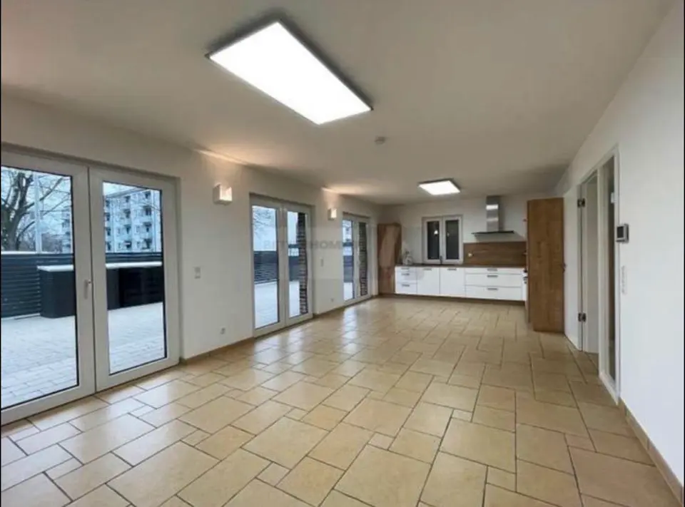 4 Zimmer Haus mit 200 m² in Hannover – Bild 2