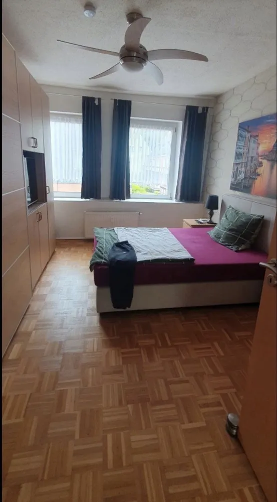 3 Zimmer Wohnung mit 93 m² in Oberhausen – Bild 2