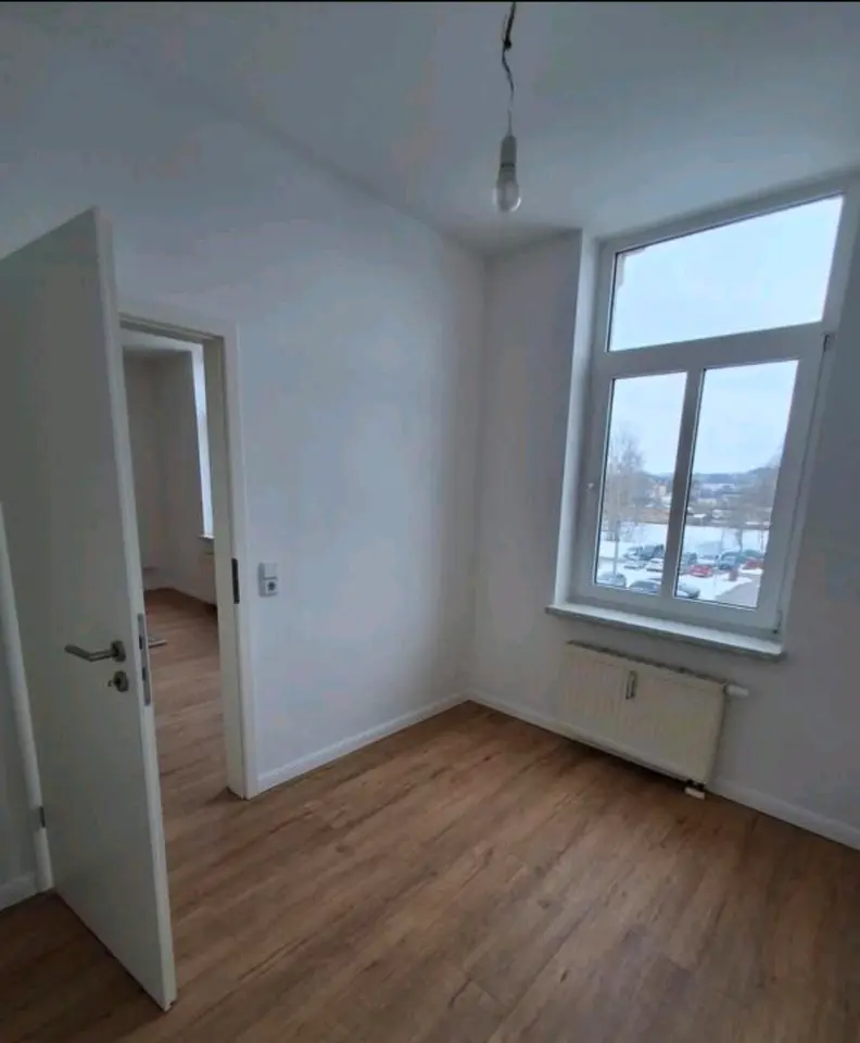 4 Zimmer Wohnung mit 104 m² in Plauen – Bild 6