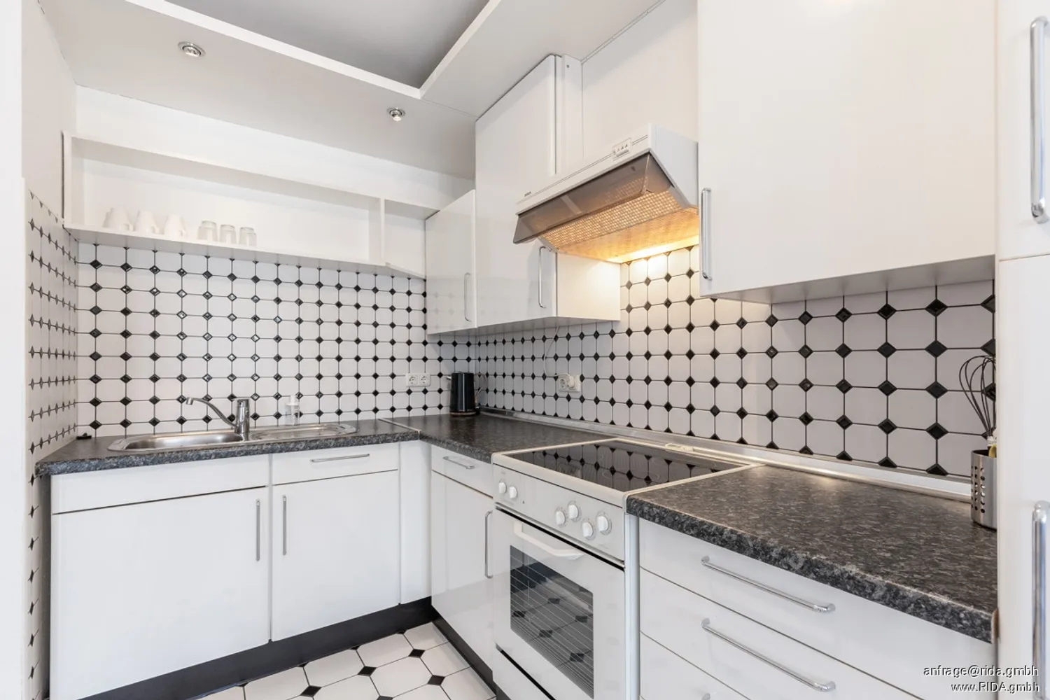 2 Zimmer Wohnung mit 75 m² in Köln – Bild 6