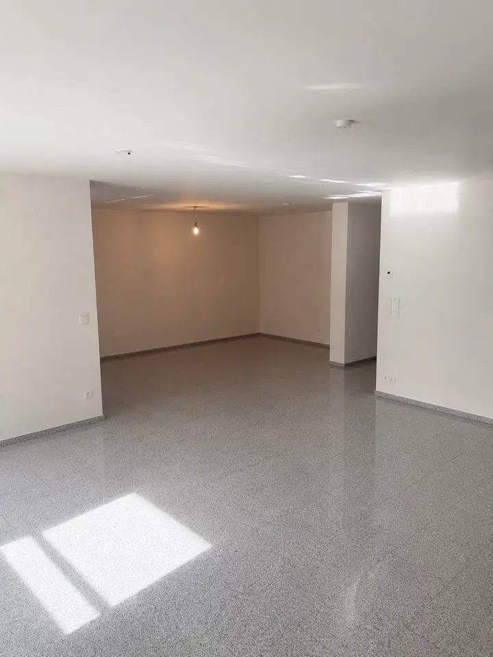 2 Zimmer Wohnung mit 75 m² in Bietigheim-Bissingen – Bild 2