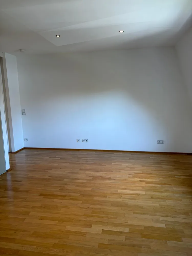 3 Zimmer Wohnung mit 100 m² in Frankfurt am Main – Bild 8
