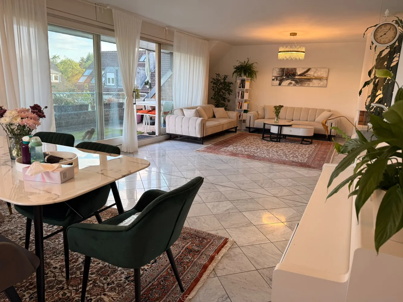 4 Zimmer Wohnung mit 150 m² in Düsseldorf – Bild 3
