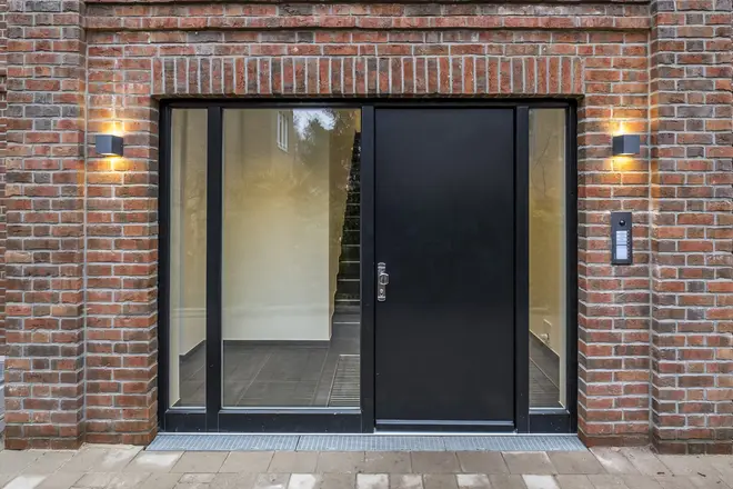 5 Zimmer Wohnung mit 149 m² in Hamburg – Bild 2