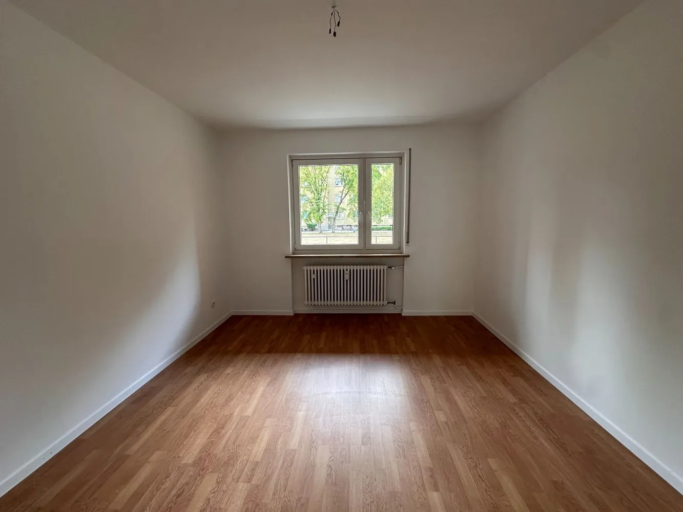 3 Zimmer Wohnung mit 99 m² in Nürnberg – Bild 2