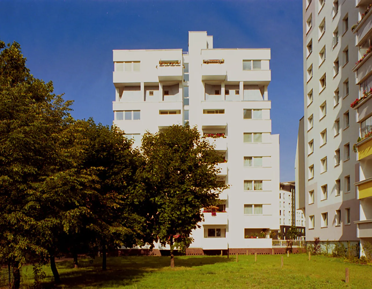 3 Zimmer Wohnung mit 97 m² in Berlin – Bild 2
