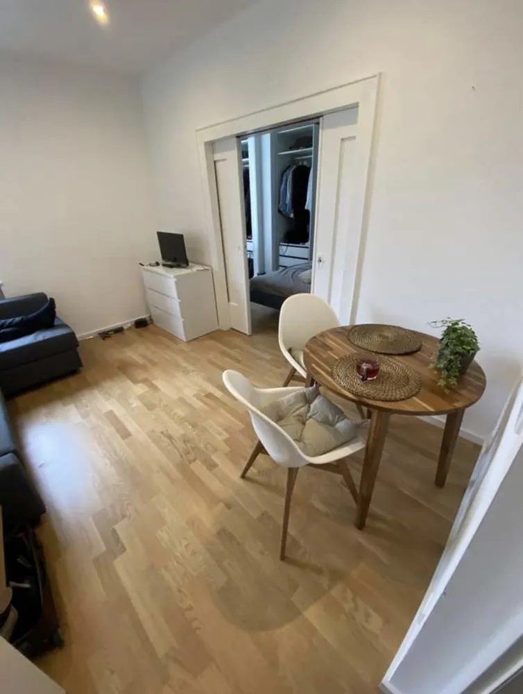 2 room apartment with 33 m² in Frankfurt am Main – Photo 1