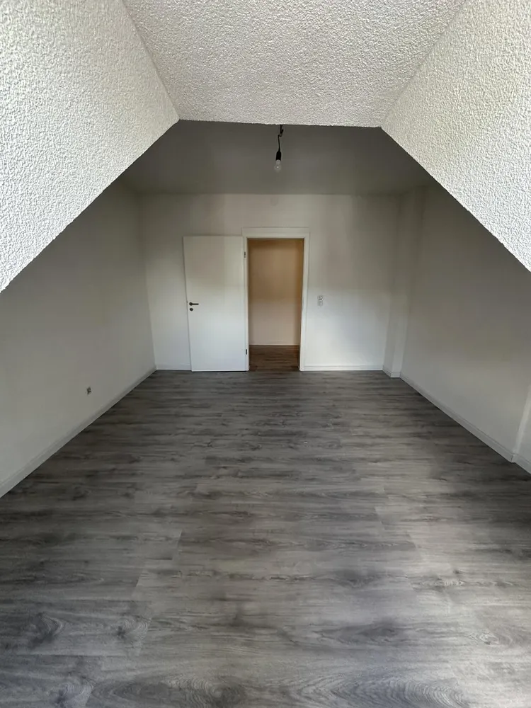 5 room apartment with 110 m² in Gelsenkirchen – Photo 6