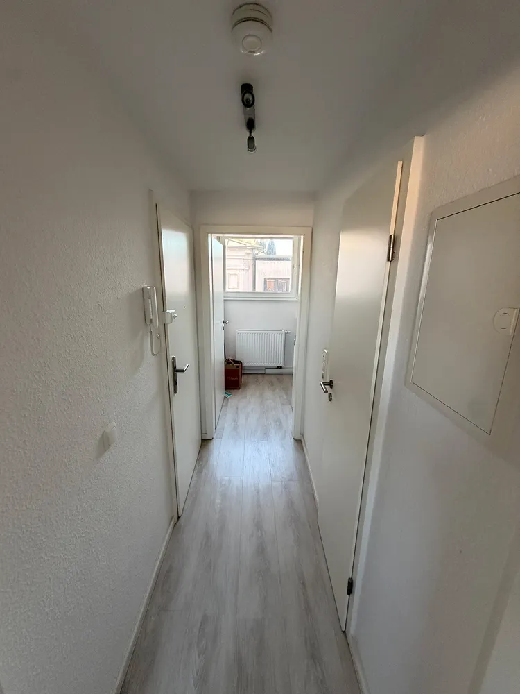 1 Zimmer Wohnung mit 25 m² in Köln – Bild 9