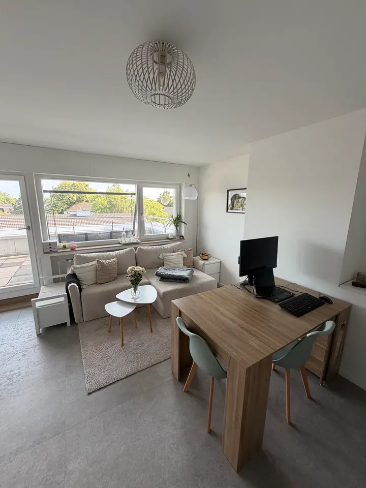 Studio with 45 m² in Cologne – Photo 9