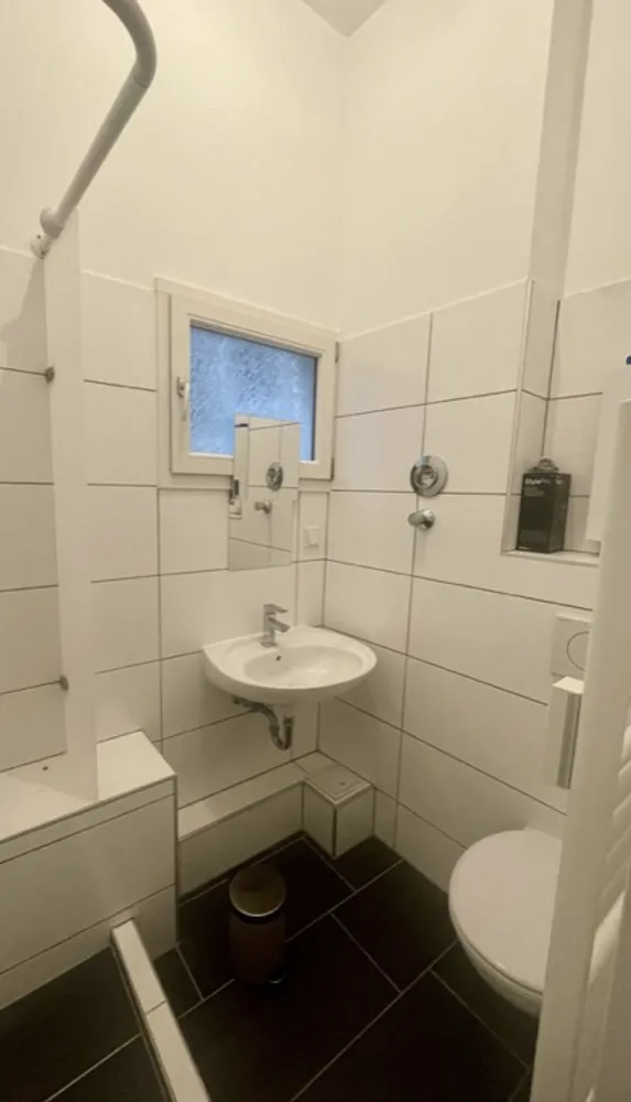 1 Zimmer Wohnung mit 35 m² in Köln – Bild 3
