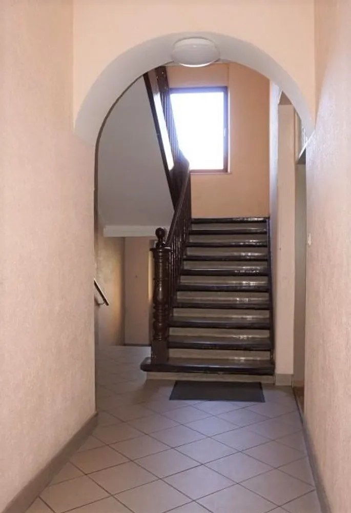 3 Zimmer Wohnung mit 65 m² in Nürnberg – Bild 2