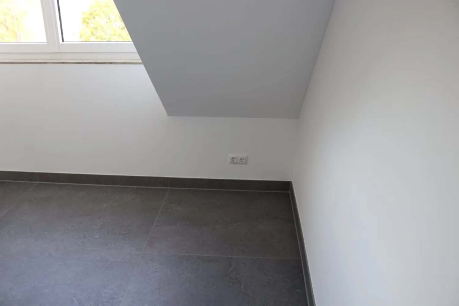 4 Zimmer Wohnung mit 140 m² in München – Bild 3
