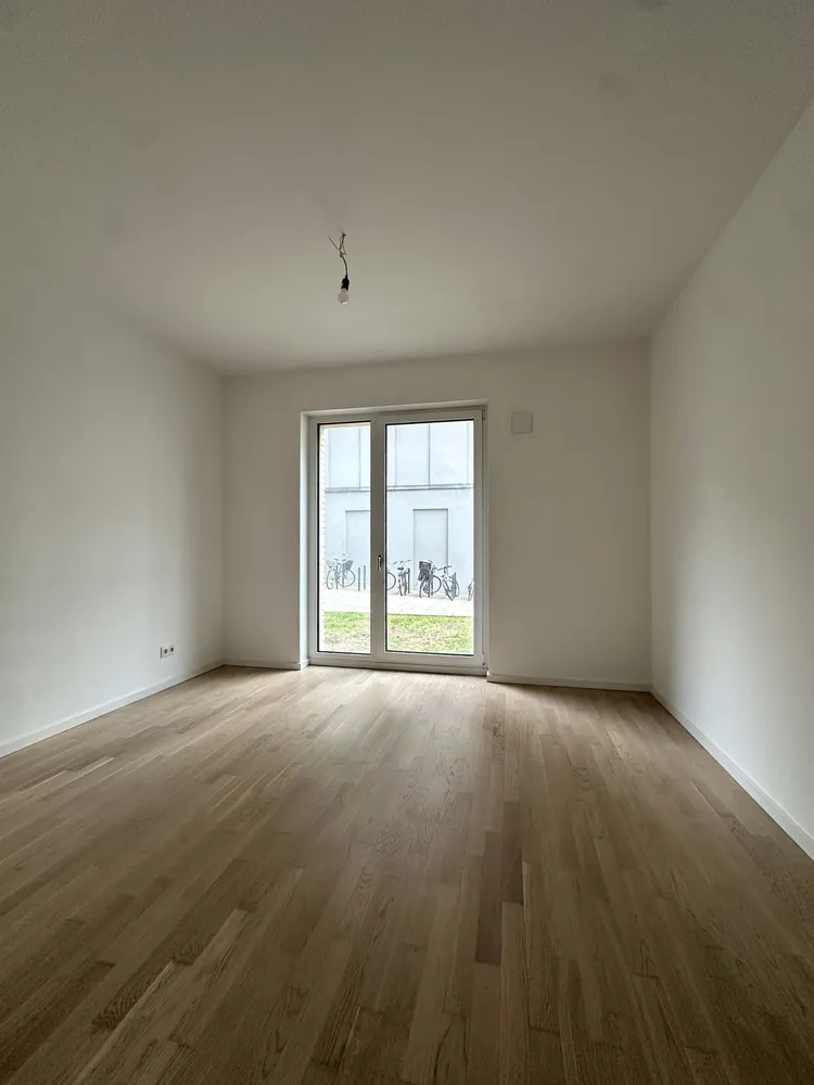 2 Zimmer Wohnung mit 81 m² in Berlin – Bild 5