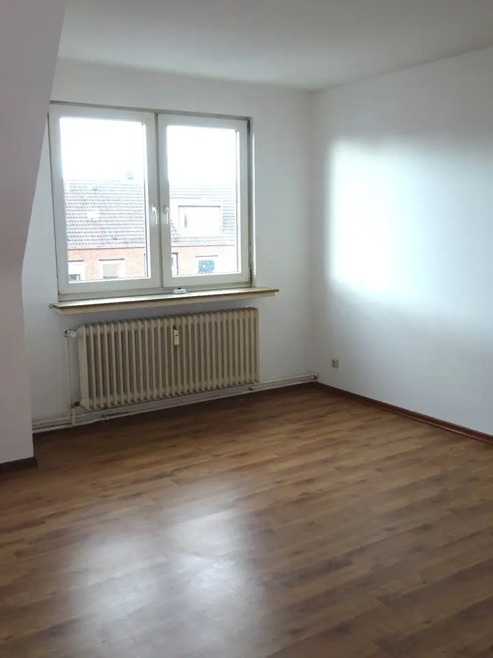 3 Zimmer Wohnung mit 65 m² in Bremerhaven – Bild 2