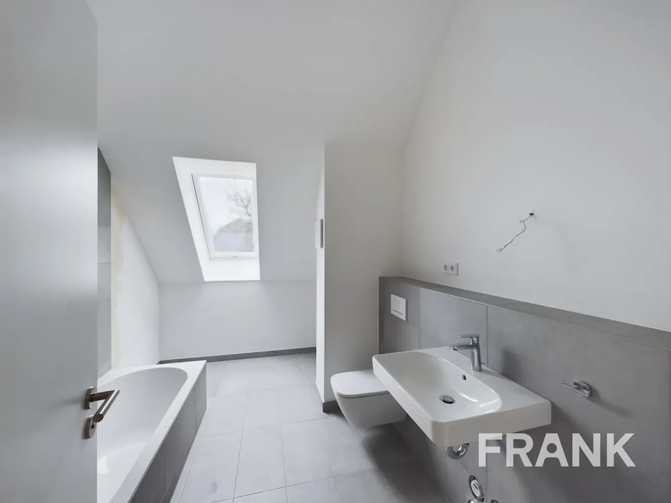 4 Zimmer Wohnung mit 107 m² in Frankfurt am Main – Bild 6