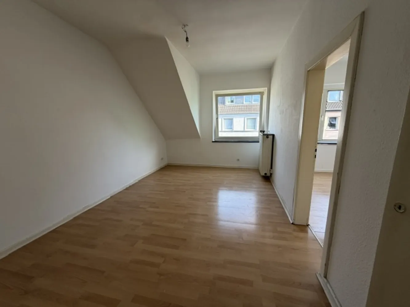 2 Zimmer Wohnung mit 53 m² in Düsseldorf – Bild 2