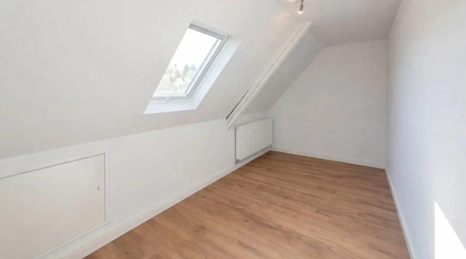 5 Zimmer Wohnung mit 112 m² in Stuttgart – Bild 4