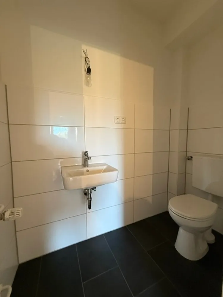 2 room apartment with 66 m² in Duisburg – Photo 3