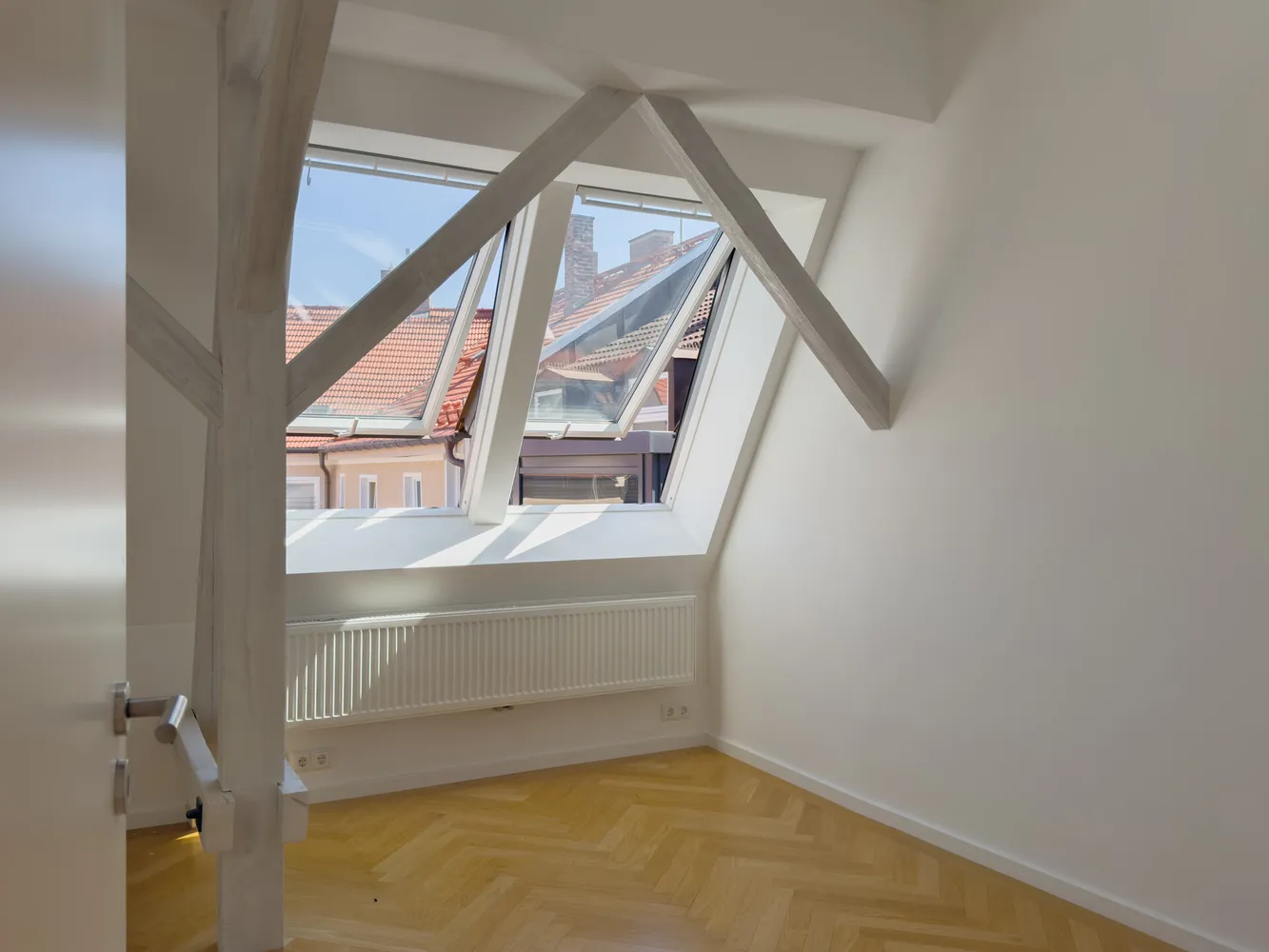 4 Zimmer Wohnung mit 176 m² in München – Bild 12