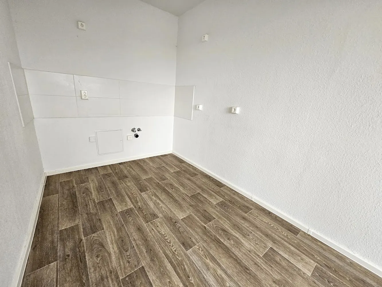 3 Zimmer Wohnung mit 57 m² in Halle (Saale) – Bild 3