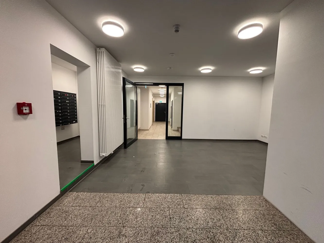 1 Zimmer Wohnung mit 29 m² in Frankfurt am Main – Bild 8