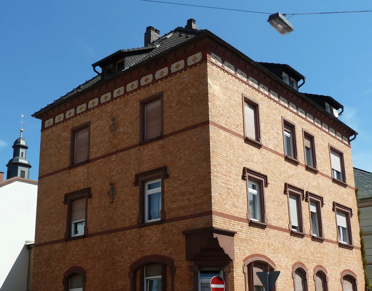 2 room apartment with 54 m² in Frankfurt am Main – Photo 1