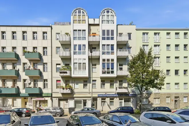 6 room apartment with 203 m² in Berlin – Photo 2