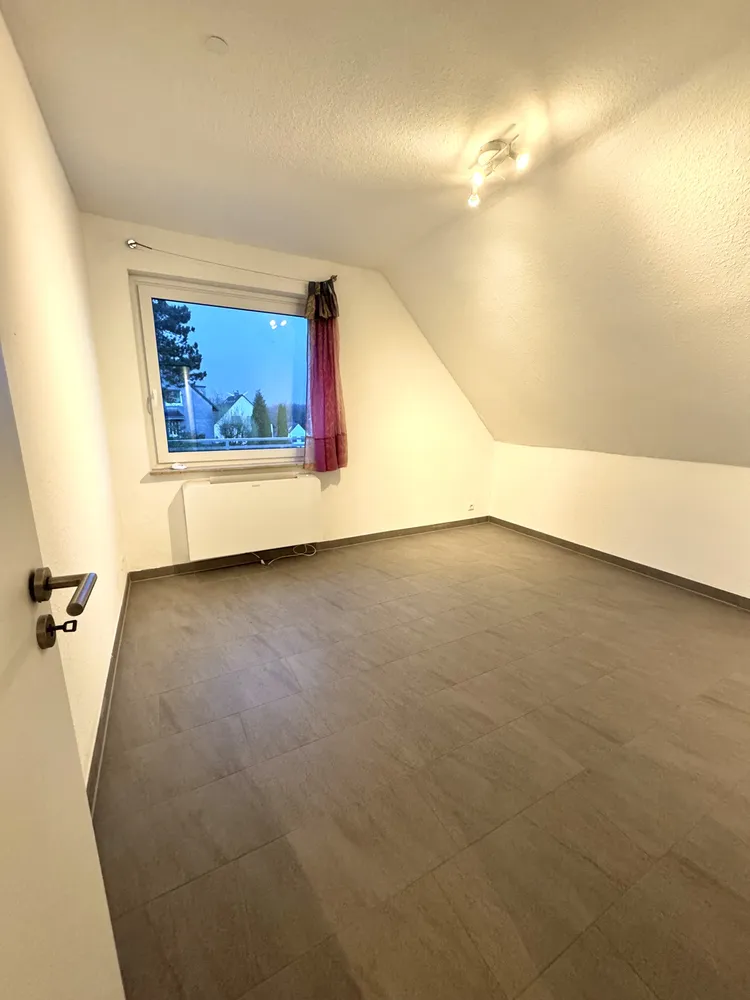3 Zimmer Wohnung mit 100 m² in Wuppertal – Bild 9