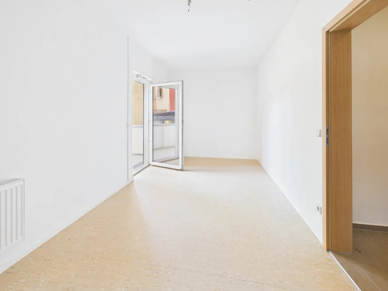 2 room apartment with 65 m² in Chemnitz – Photo 4
