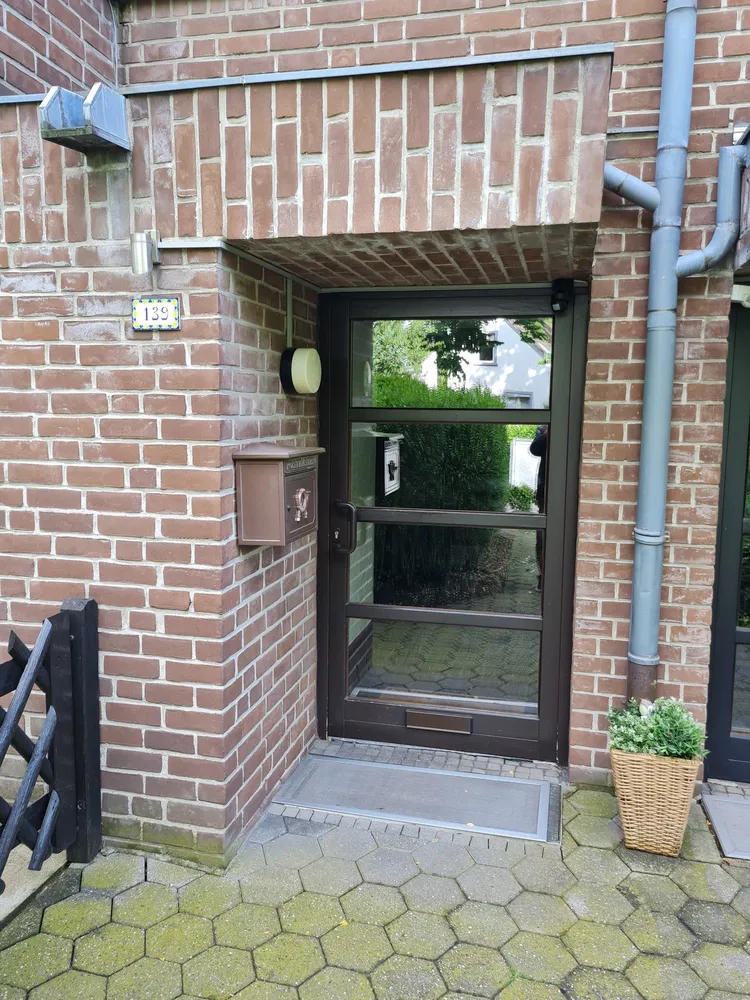 2 Zimmer Wohnung mit 57 m² in Krefeld – Bild 2