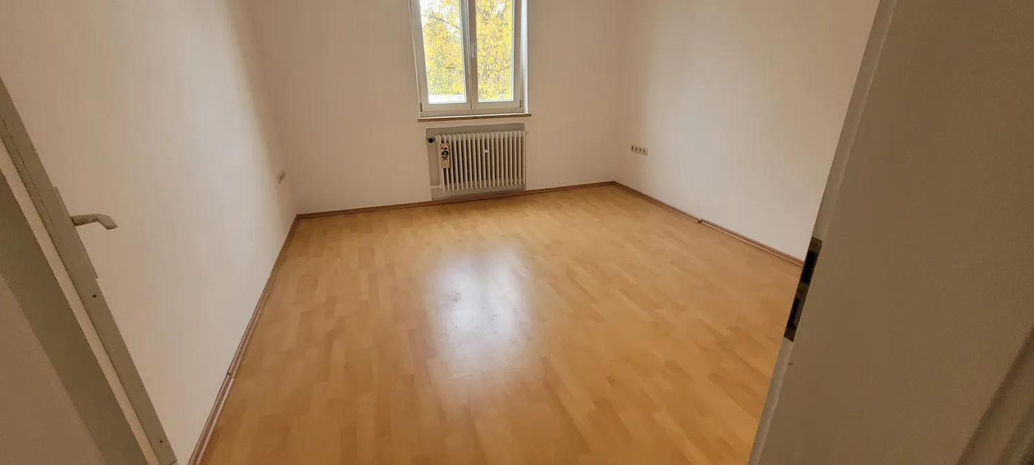 4 Zimmer Wohnung mit 102 m² in Augsburg – Bild 6