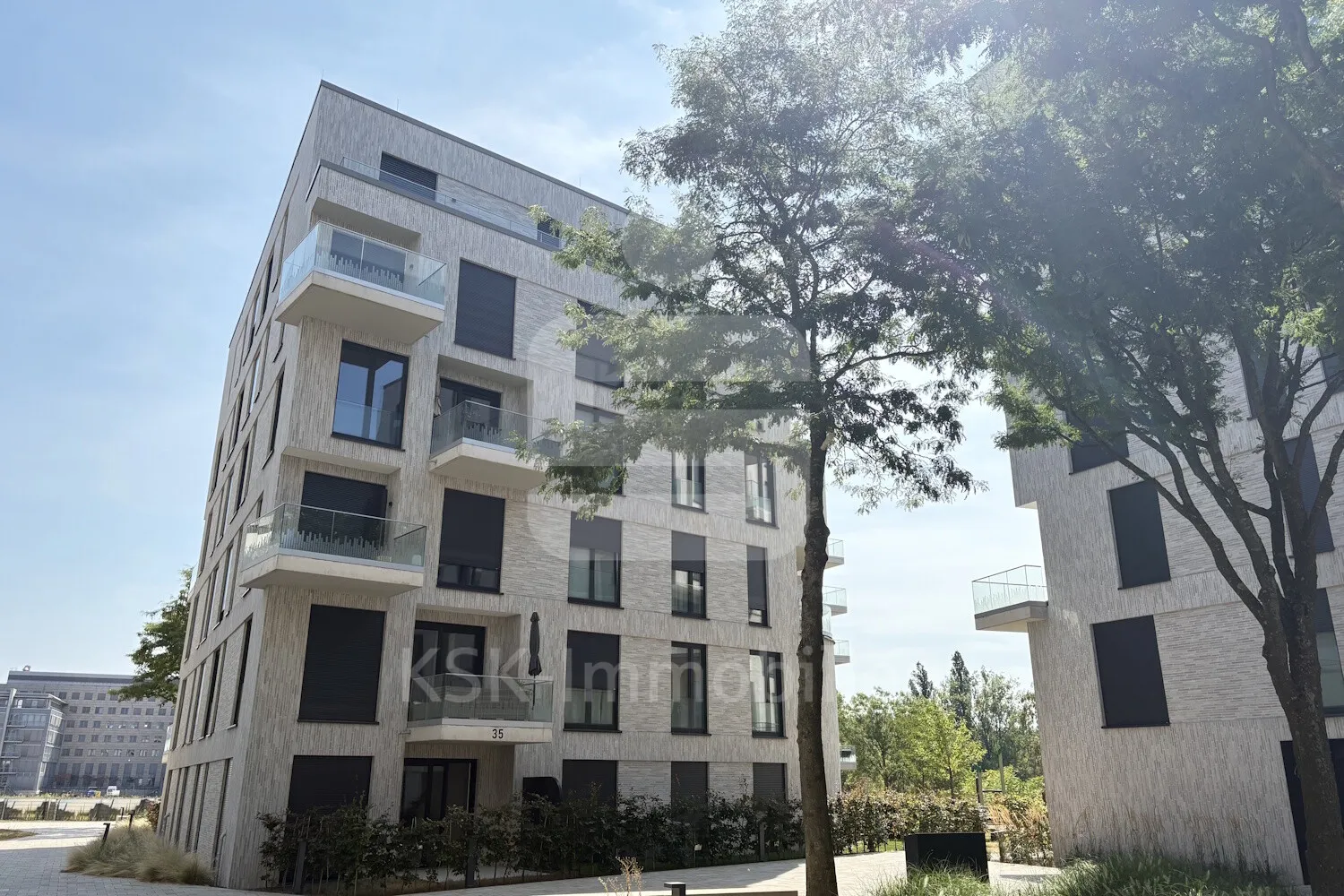 2 Zimmer Wohnung mit 52 m² in Düsseldorf – Bild 2