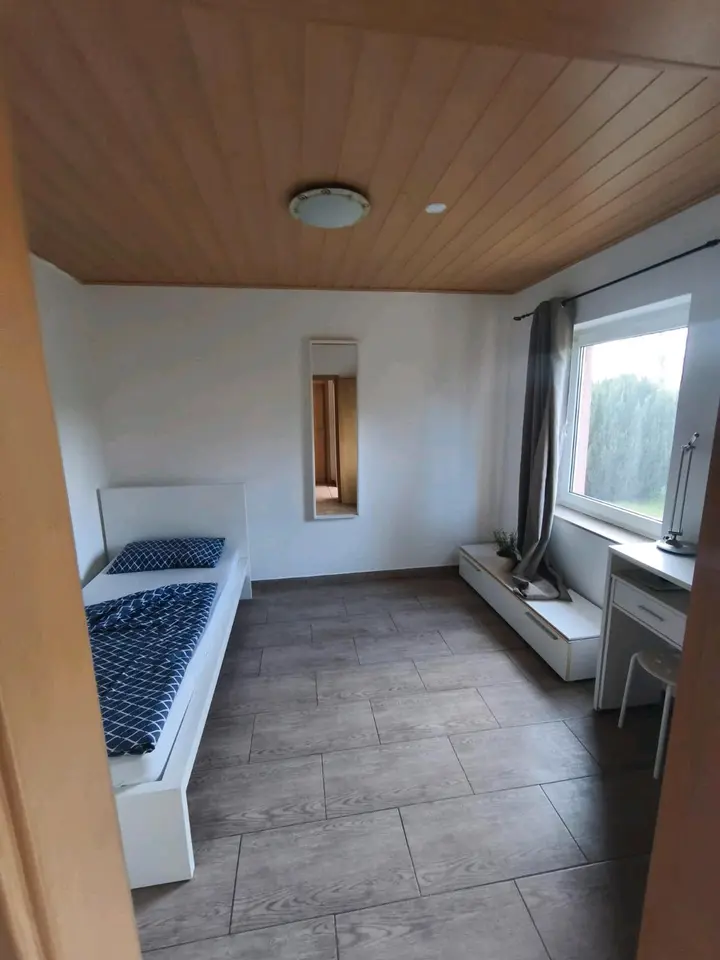 2 Zimmer Wohnung mit 20 m² in Neumünster – Bild 2