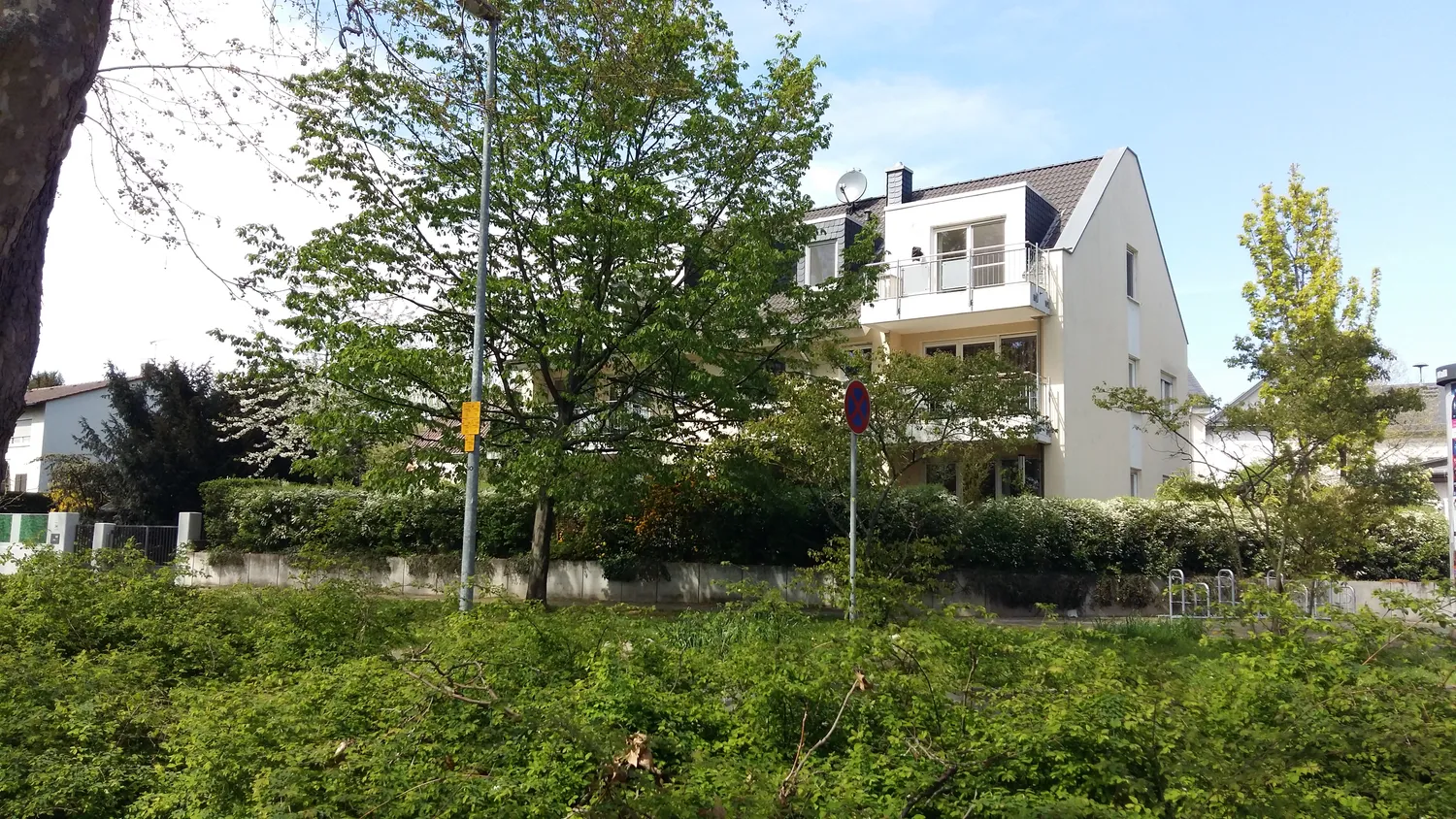 3 Zimmer Wohnung mit 76 m² in Wiesbaden – Bild 2
