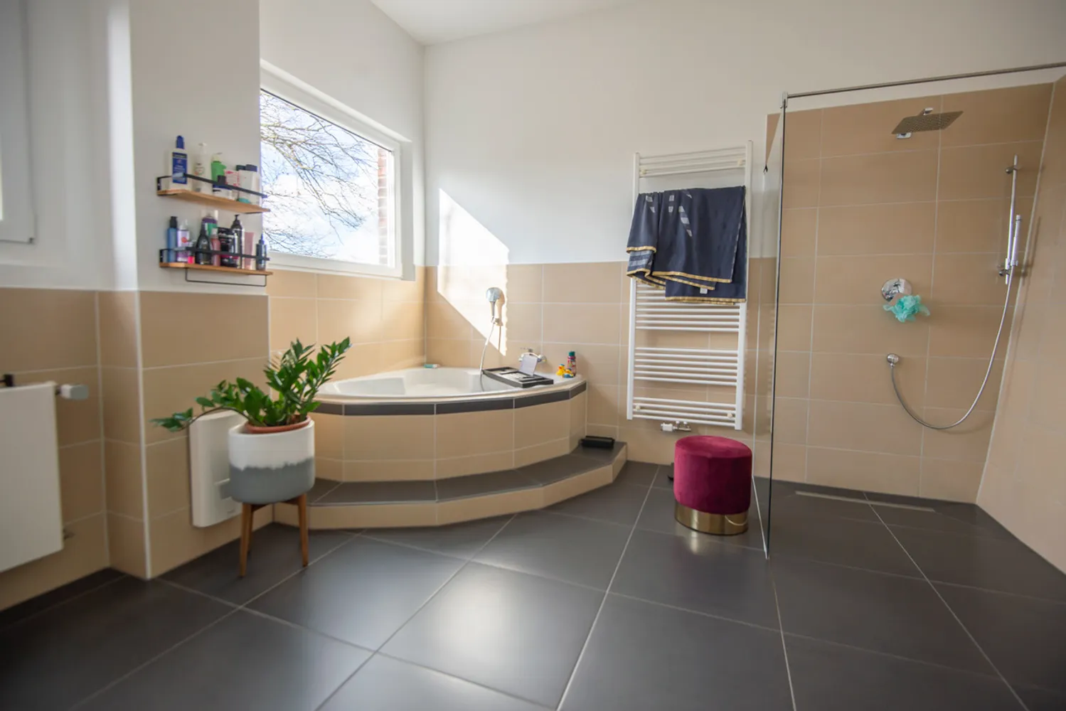 4 Zimmer Wohnung mit 220 m² in Solingen – Bild 5