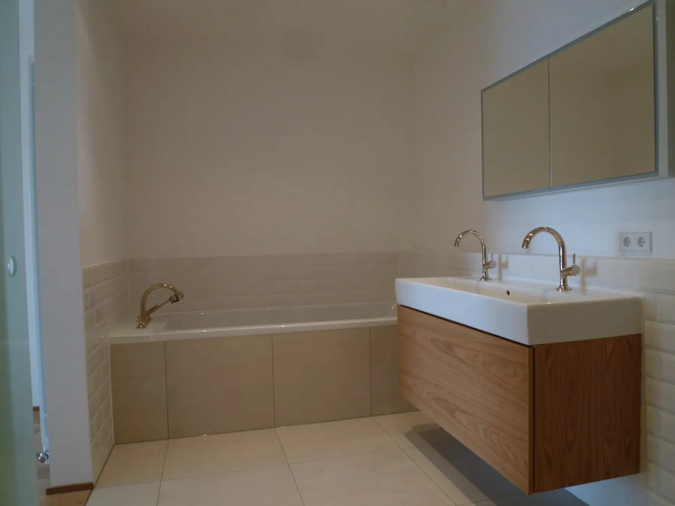 2 Zimmer Wohnung mit 99 m² in Stuttgart – Bild 9