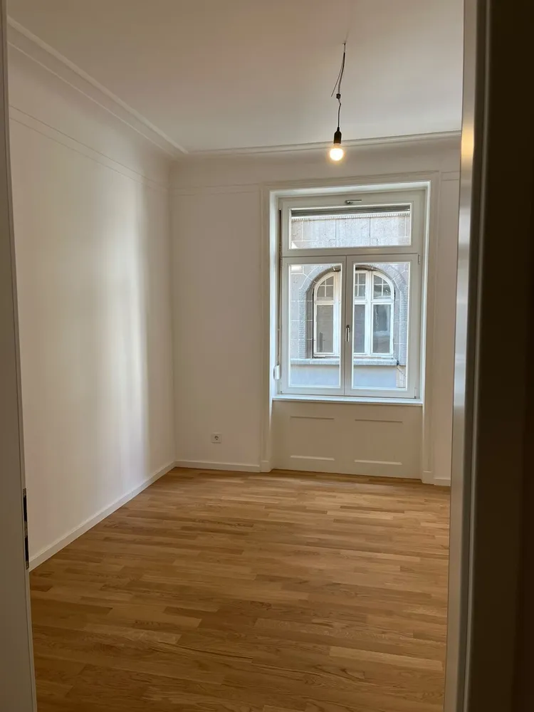 4 Zimmer Wohnung mit 90 m² in Stuttgart – Bild 1